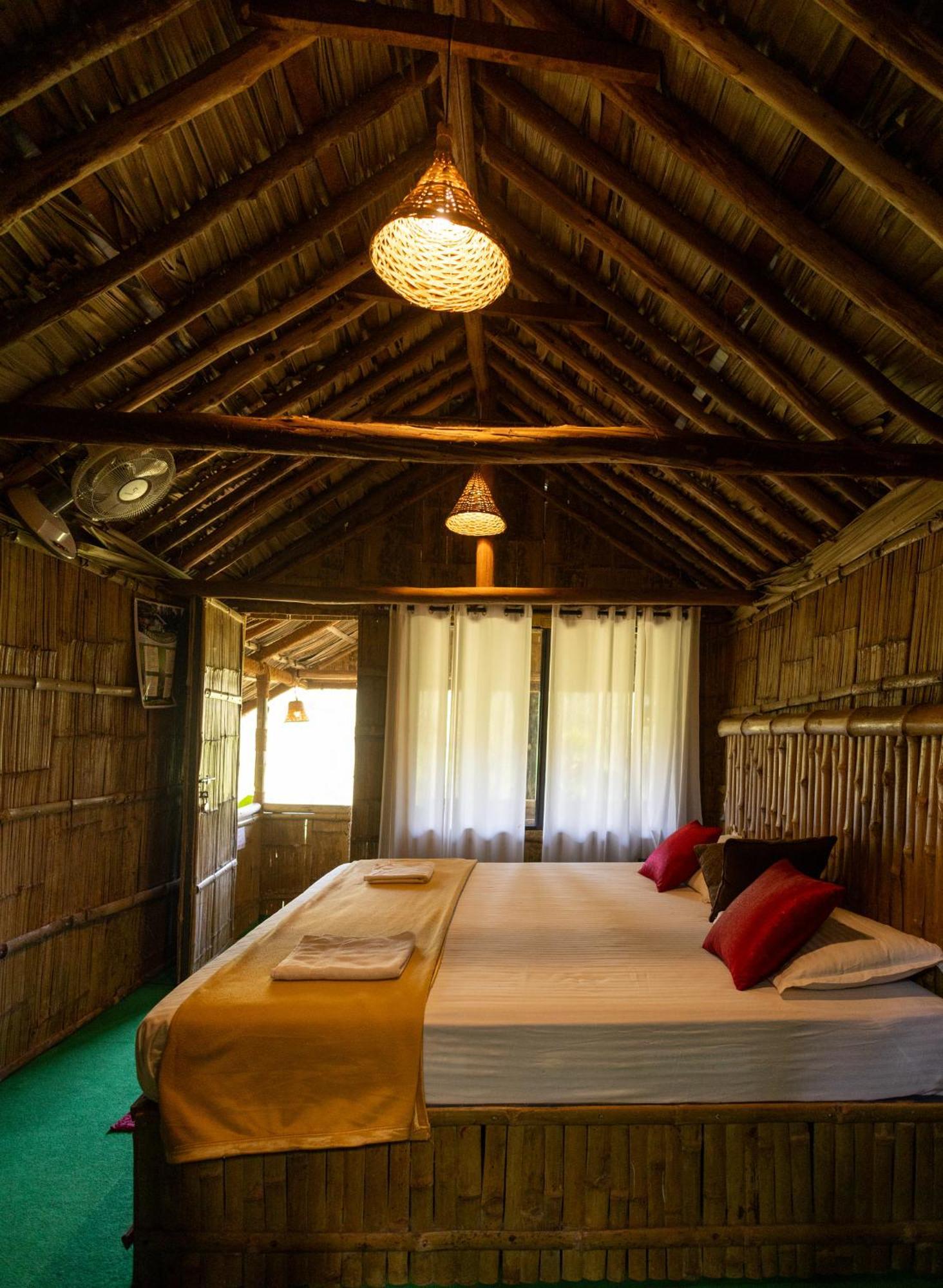 Fab - Bamboo Hut With Open Shower Munnar Exterior foto