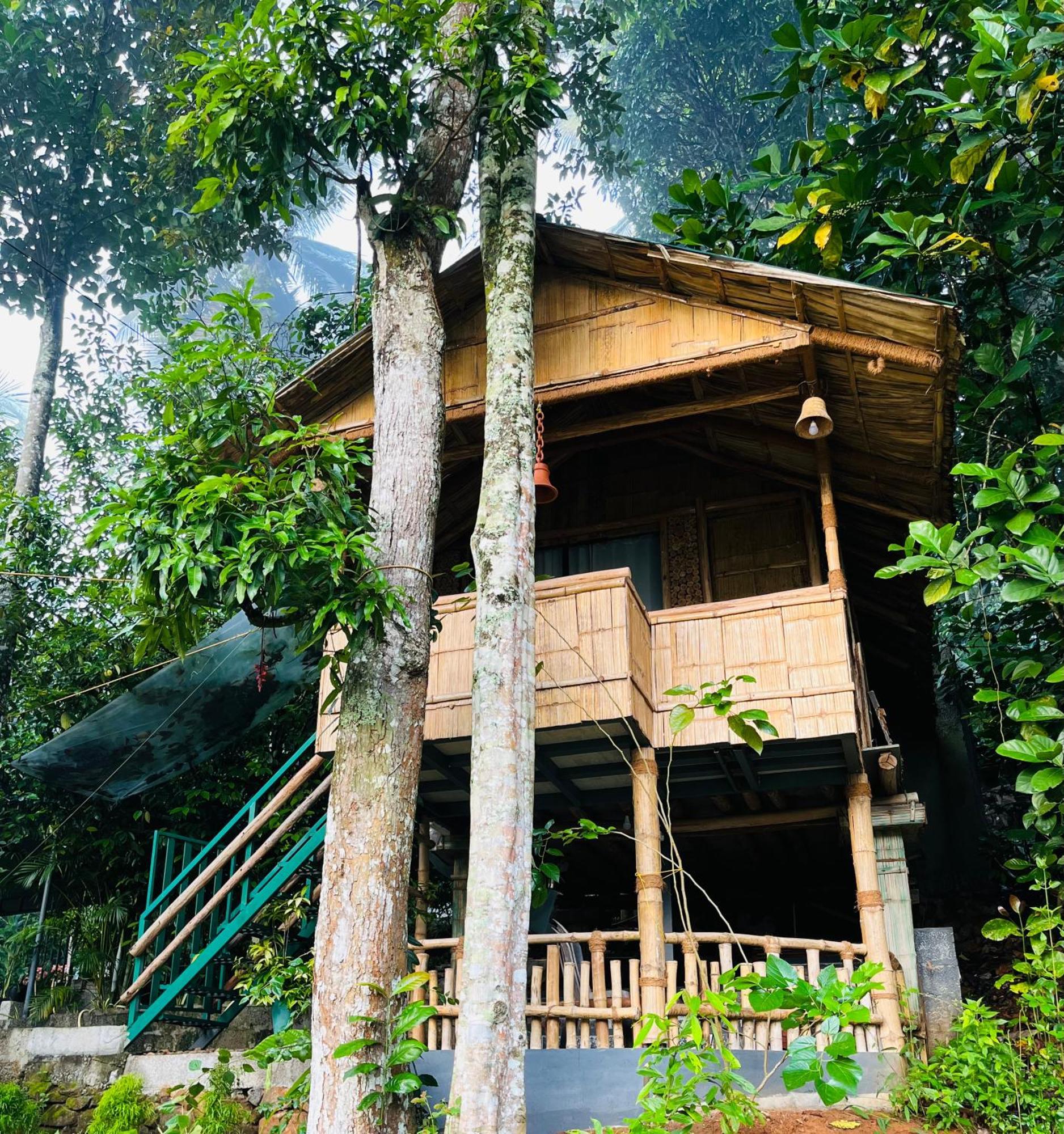 Fab - Bamboo Hut With Open Shower Munnar Exterior foto